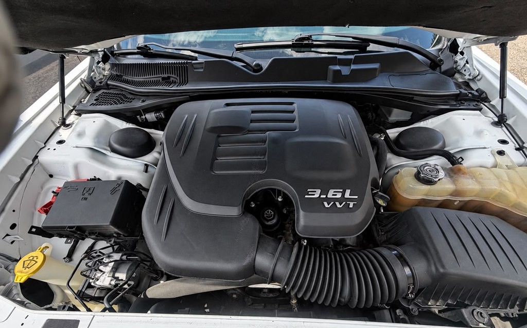 2021 Dodge Challenger Image 15