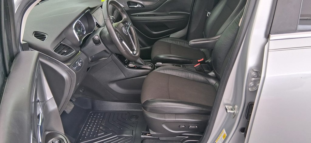 2017 Buick Enclave Image 9