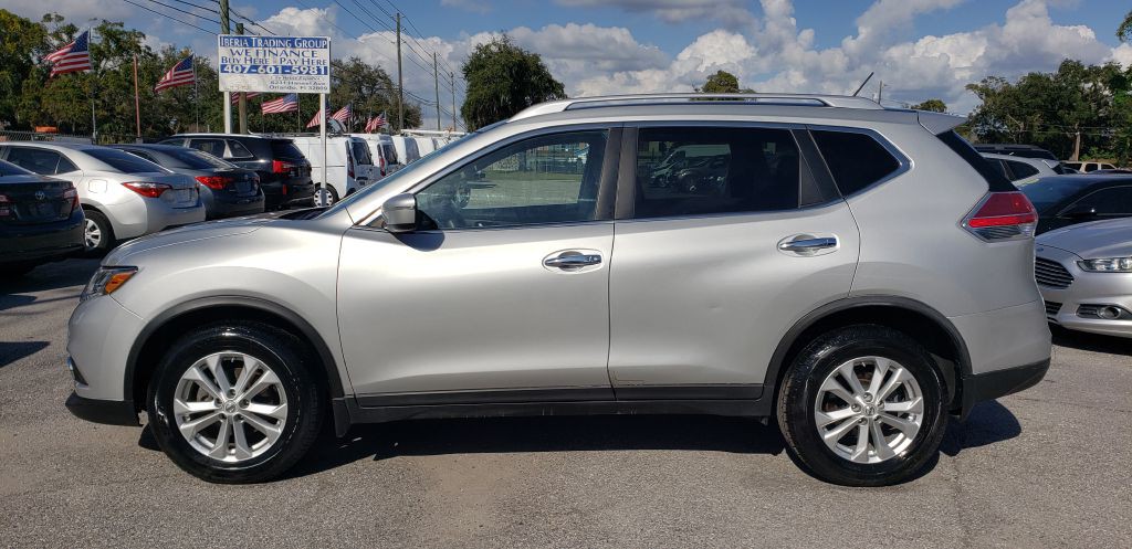 2015 Nissan Rogue Image 4