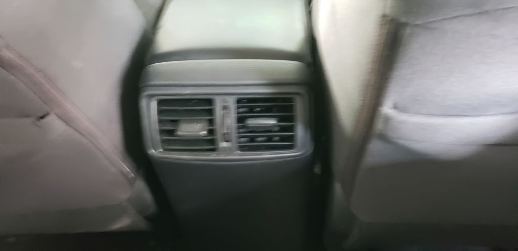 2015 Nissan Rogue Image 19