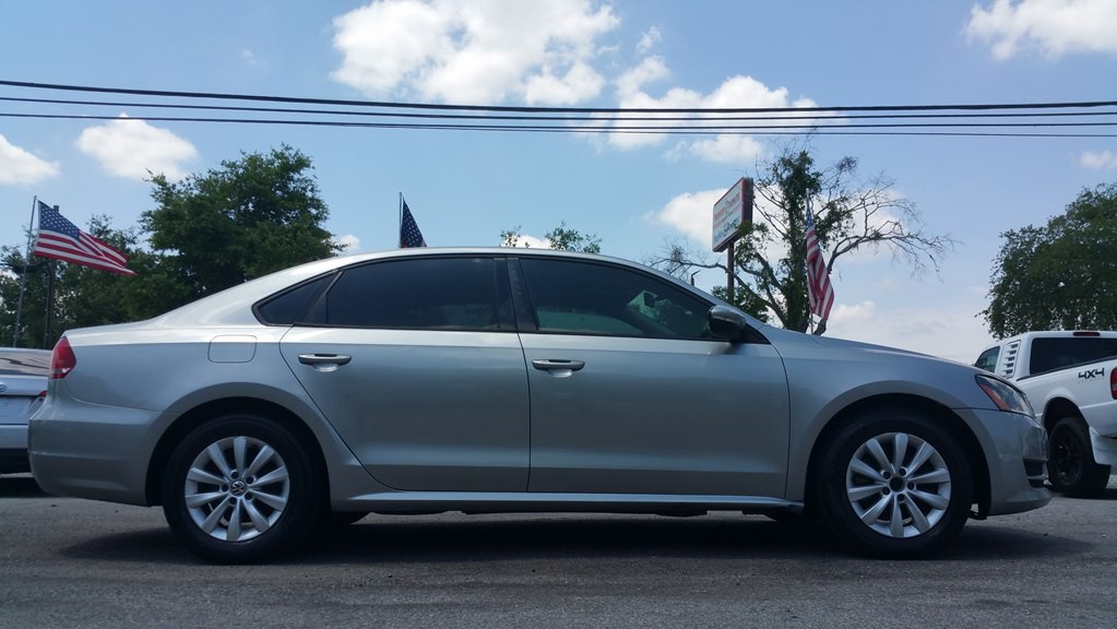 2012 Volkswagen Passat Image 5