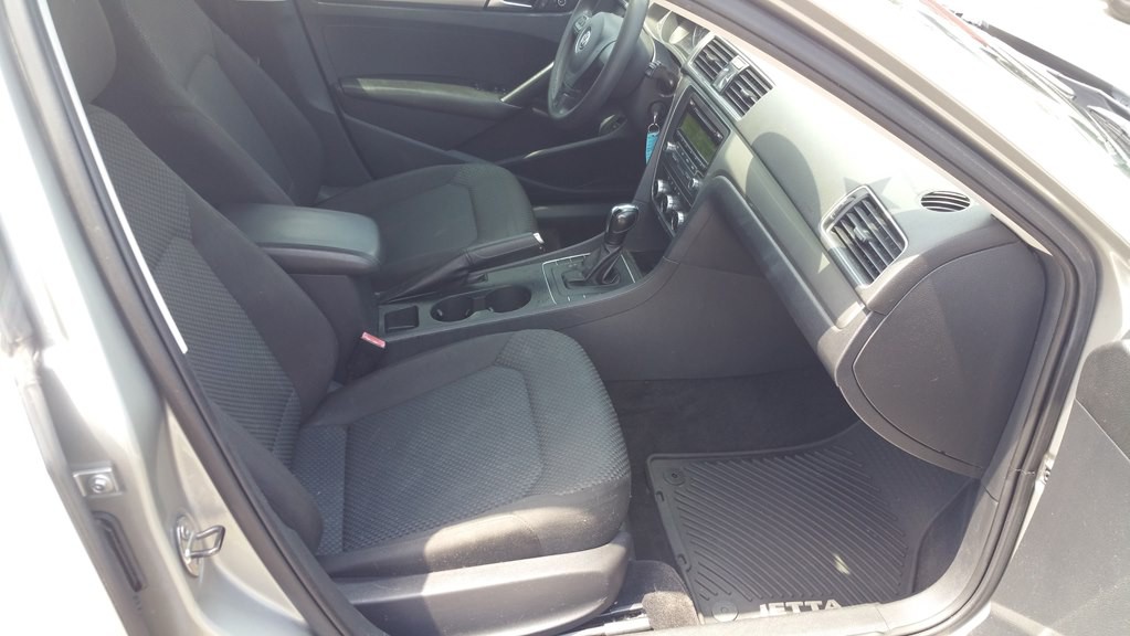 2012 Volkswagen Passat Image 14