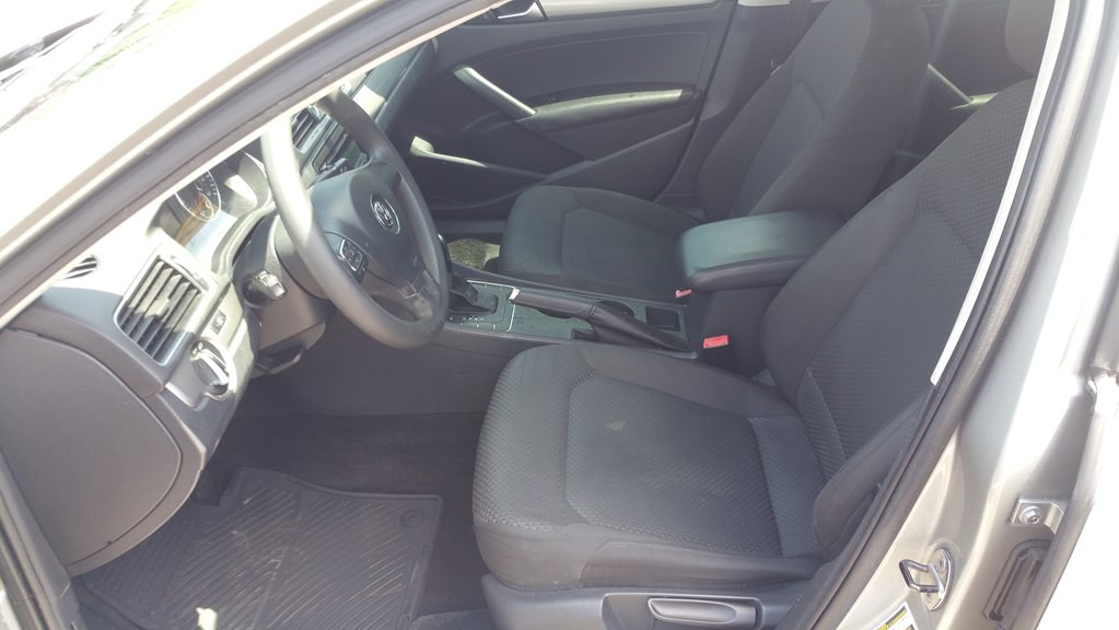 2012 Volkswagen Passat Image 16