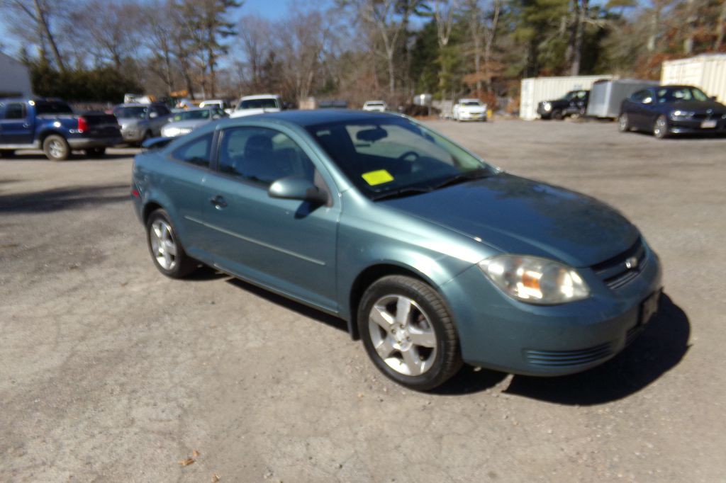 2010 Chevrolet Cobalt Image 3