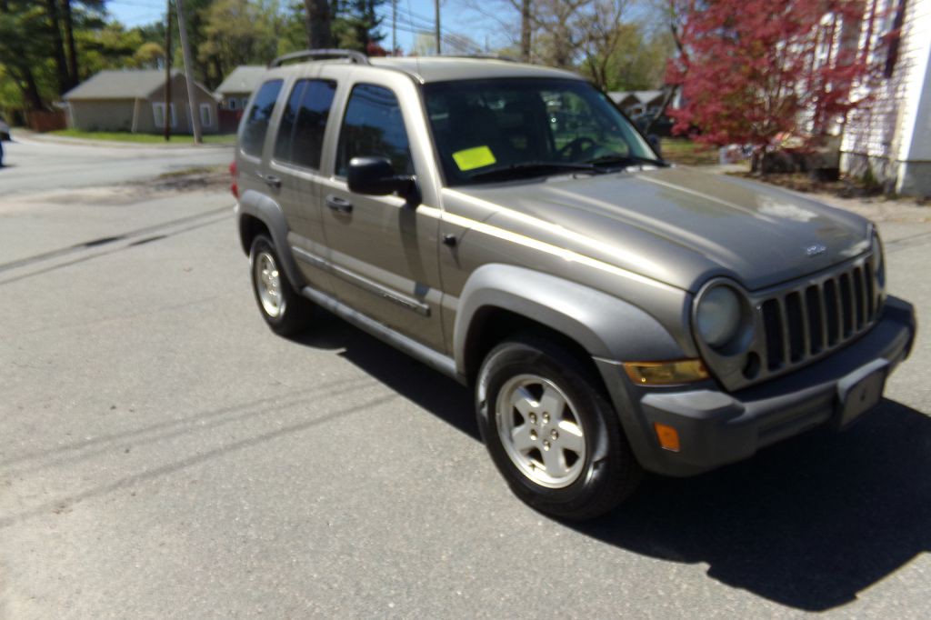2007 Jeep Liberty Image 3