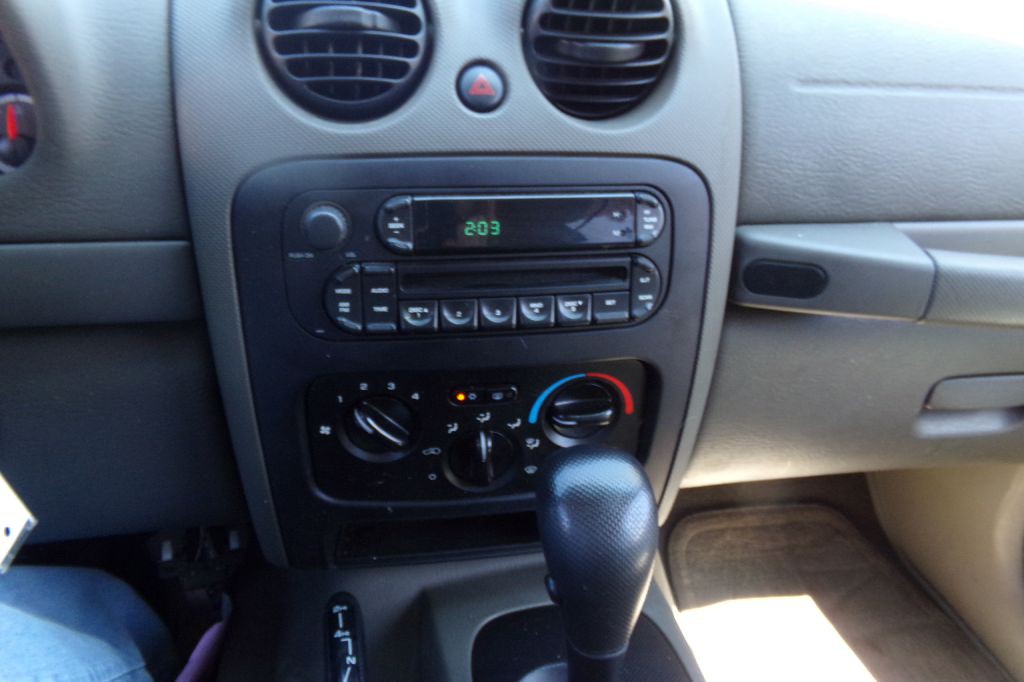 2007 Jeep Liberty Image 10