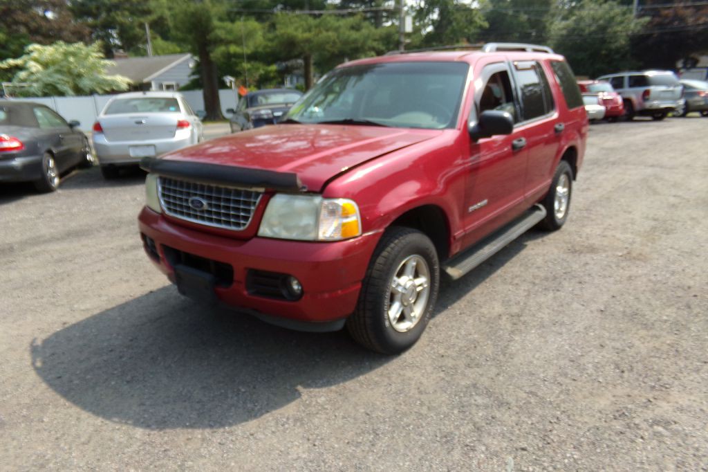 2004 Ford Explorer Image 1