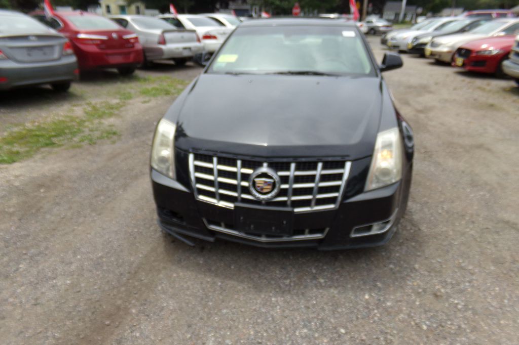 2012 Cadillac CTS Image 2