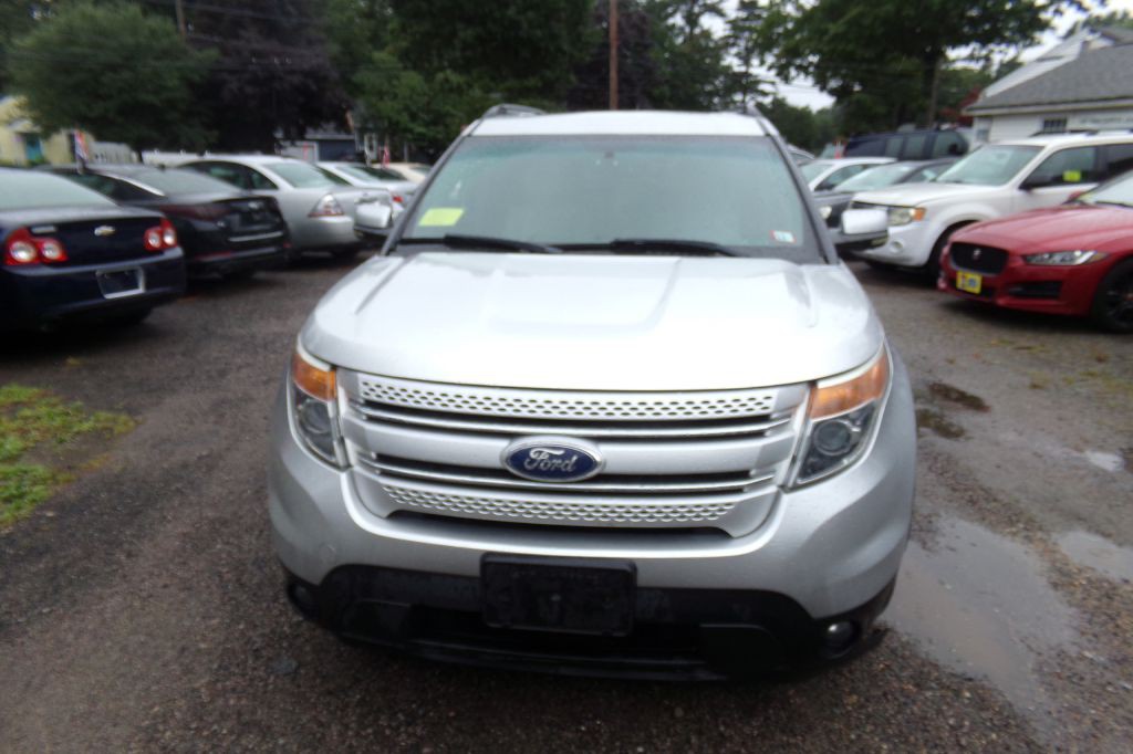 2012 Ford Explorer Image 2