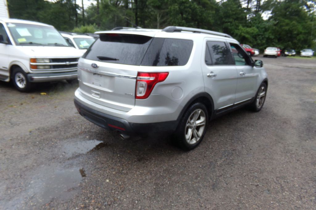 2012 Ford Explorer Image 5