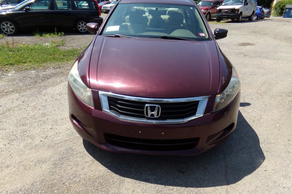 2010 Honda Accord Image 2