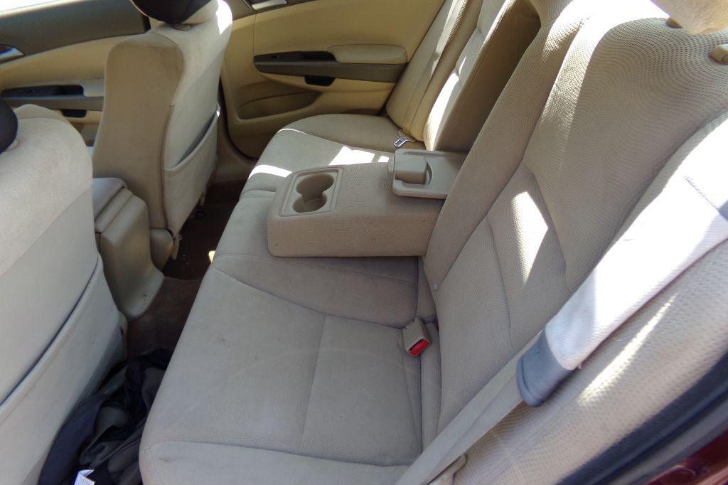 2010 Honda Accord Image 7