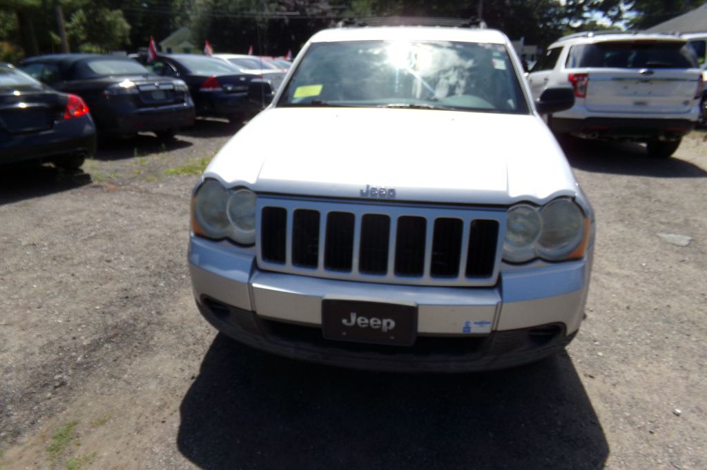 2008 Jeep Grand Cherokee Image 2