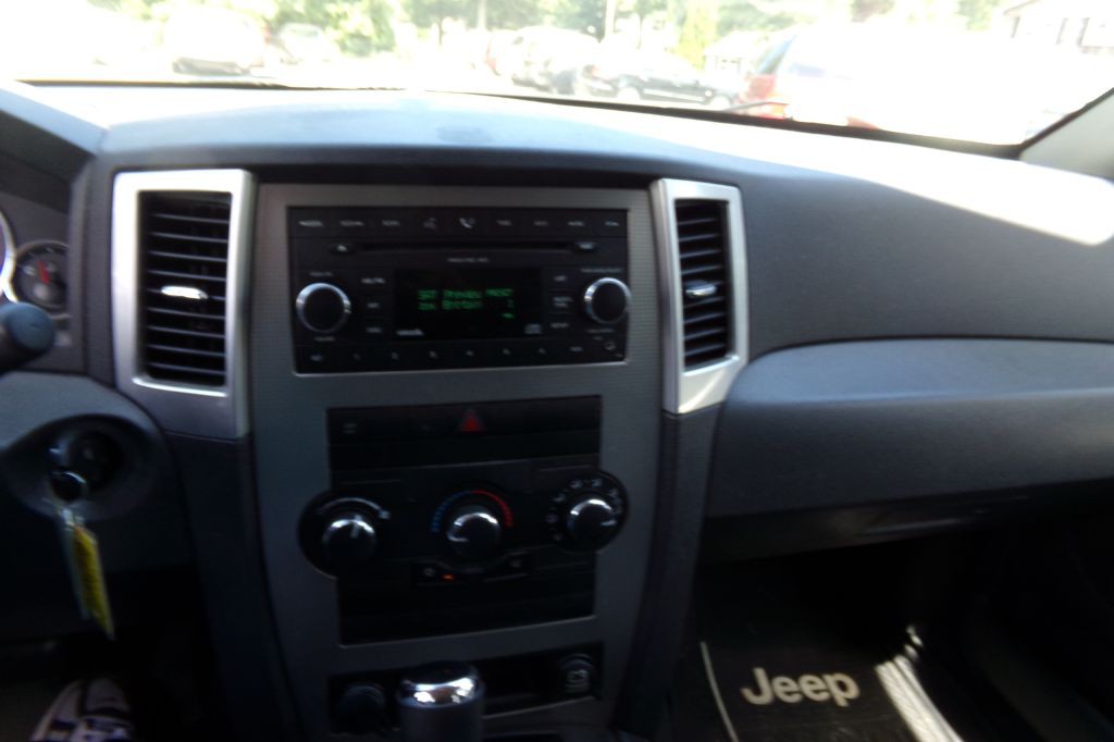 2008 Jeep Grand Cherokee Image 11
