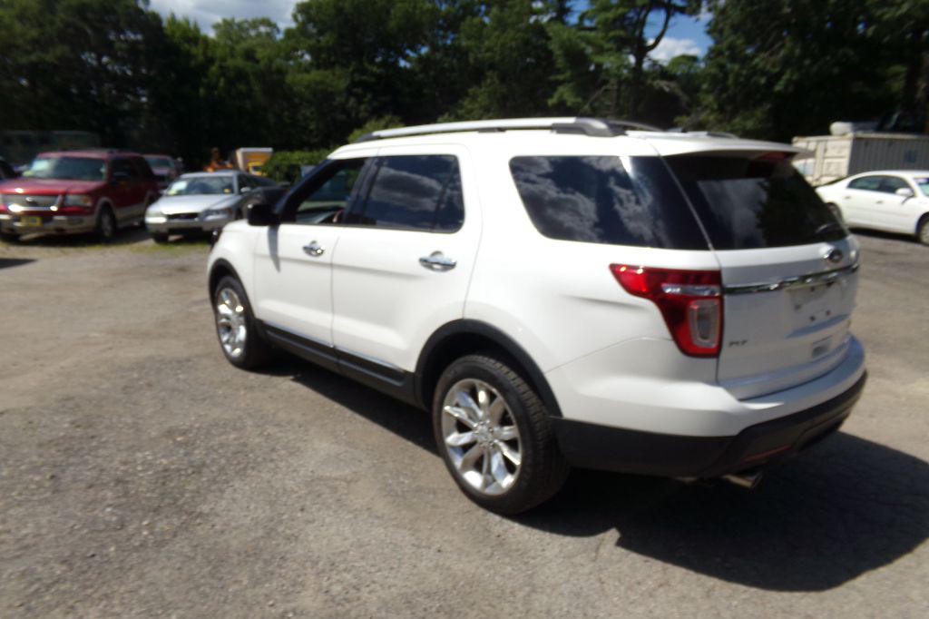 2013 Ford Explorer Image 7