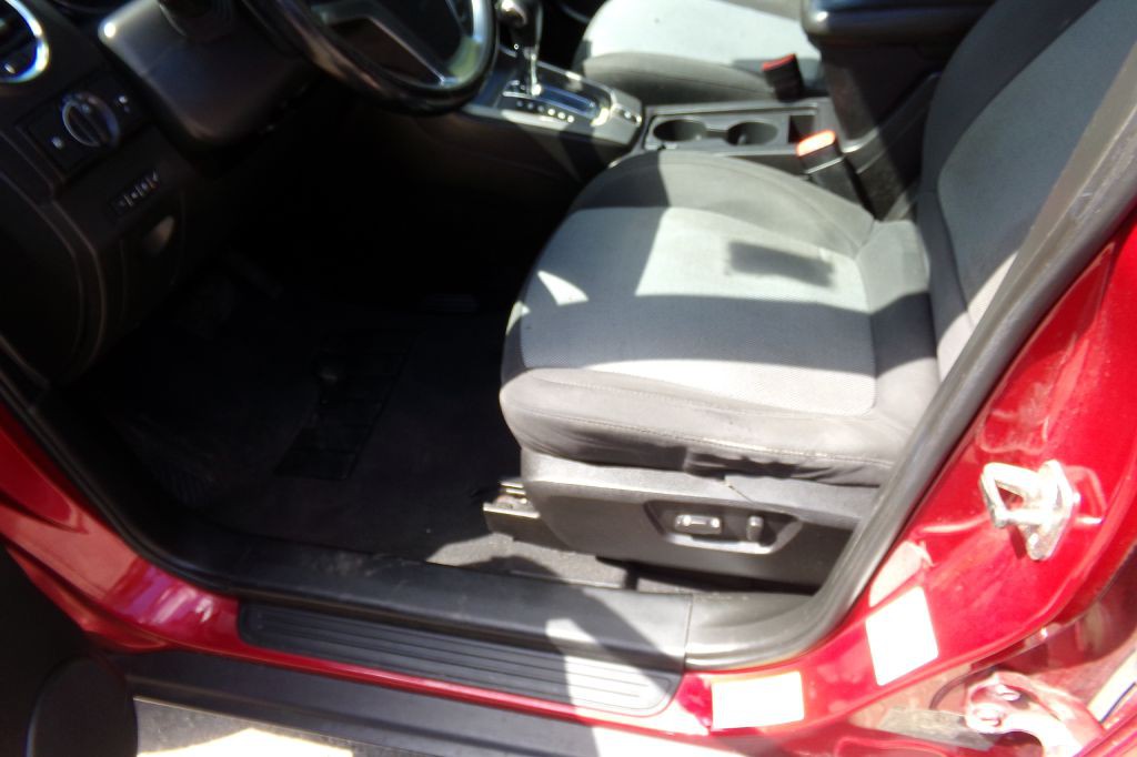 2014 Chevrolet Captiva Image 10