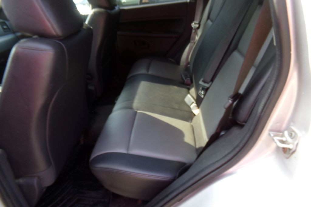 2008 Jeep Grand Cherokee Image 9