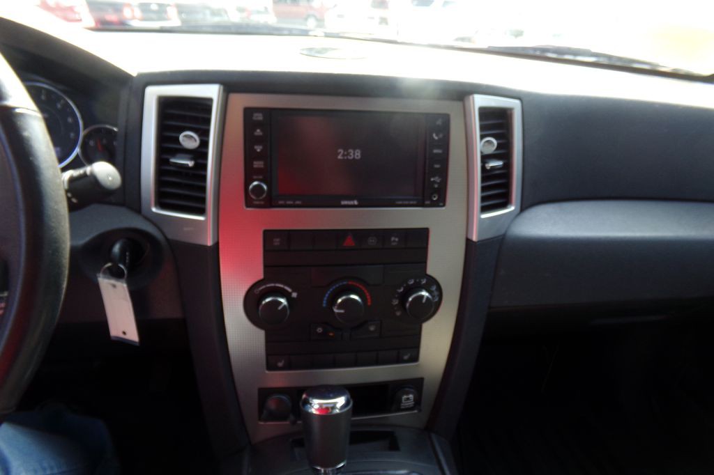 2008 Jeep Grand Cherokee Image 11