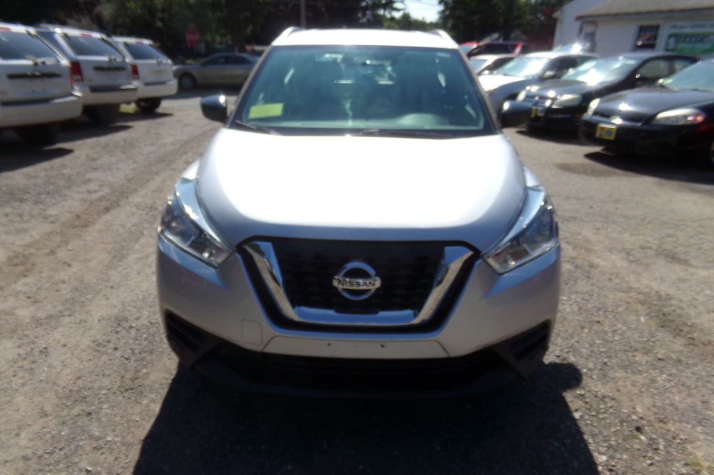 2018 Nissan Kicks Image 2