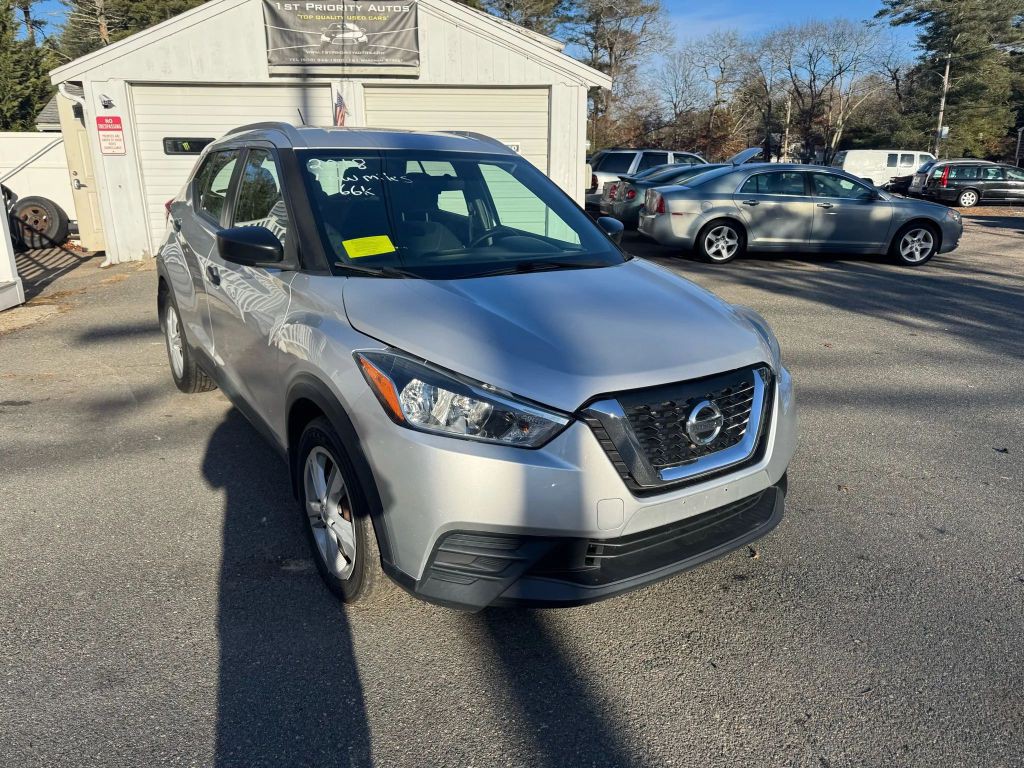 2018 Nissan Kicks Image 1