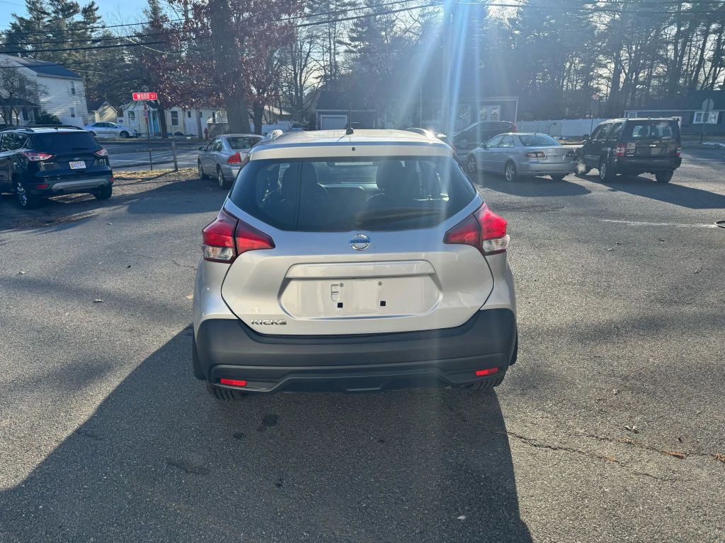 2018 Nissan Kicks Image 8