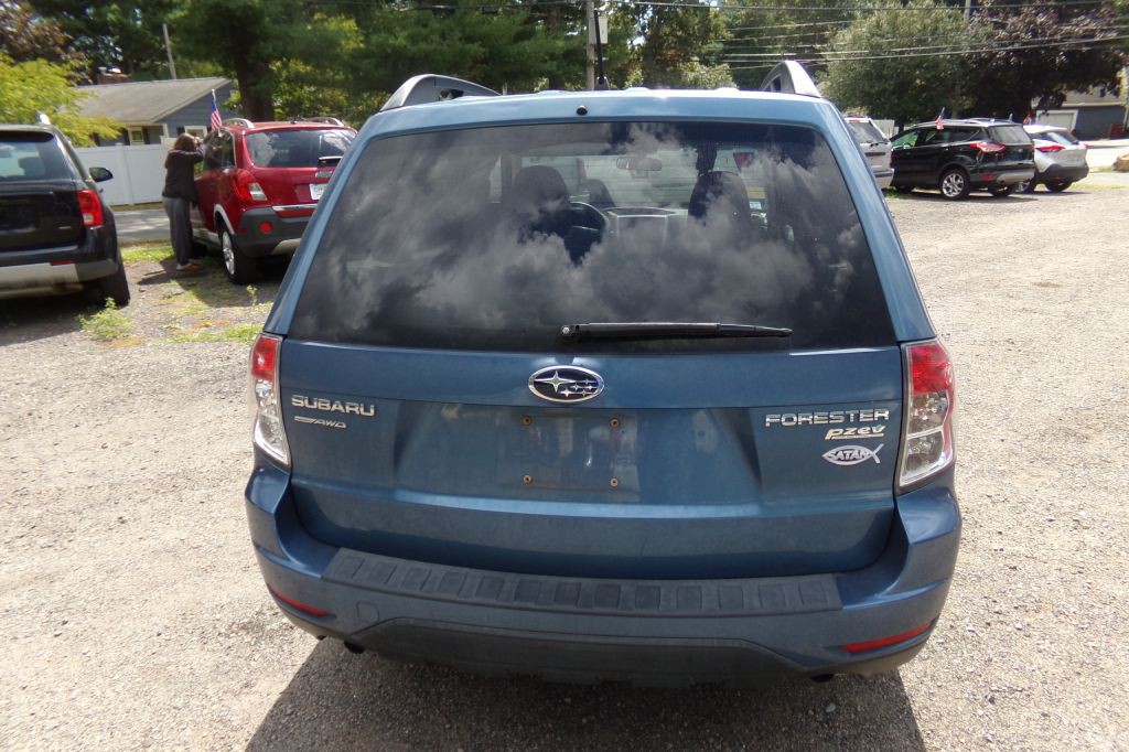 2010 Subaru Forester Image 6