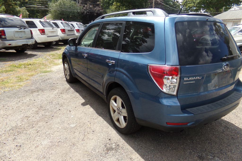 2010 Subaru Forester Image 7