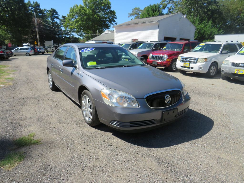 2007 Buick Lucerne Image 2