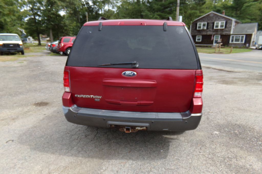 2005 Ford Expedition Image 6