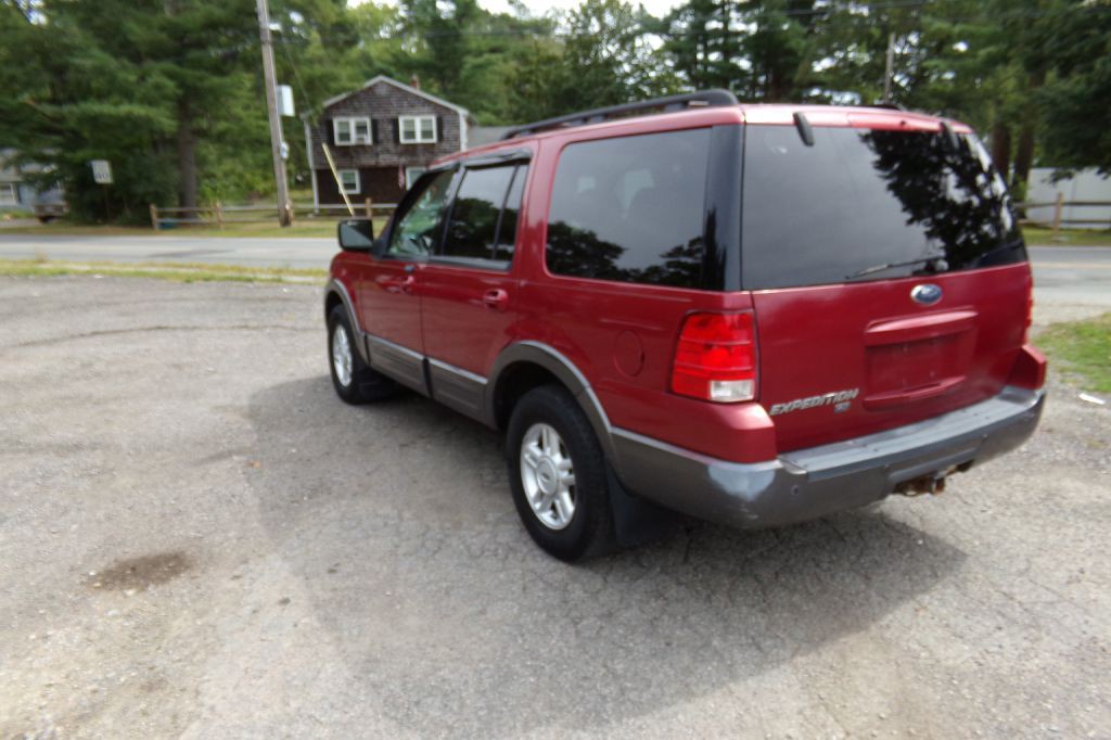 2005 Ford Expedition Image 7