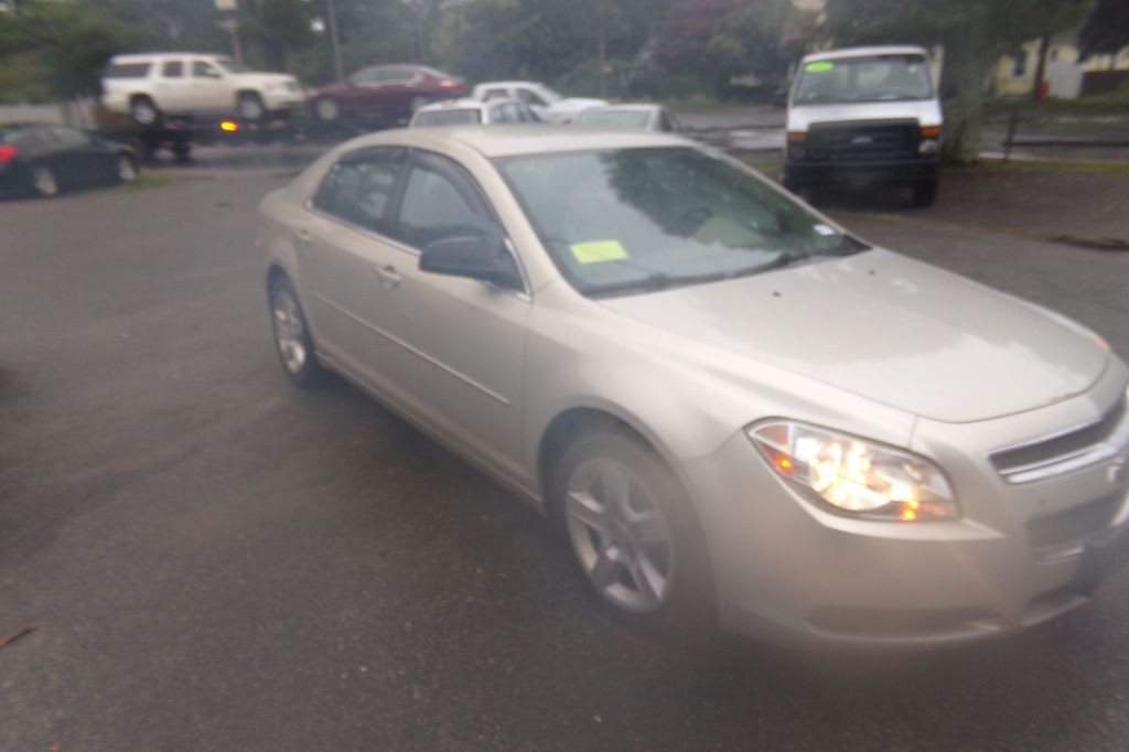2011 Chevrolet Malibu Image 7