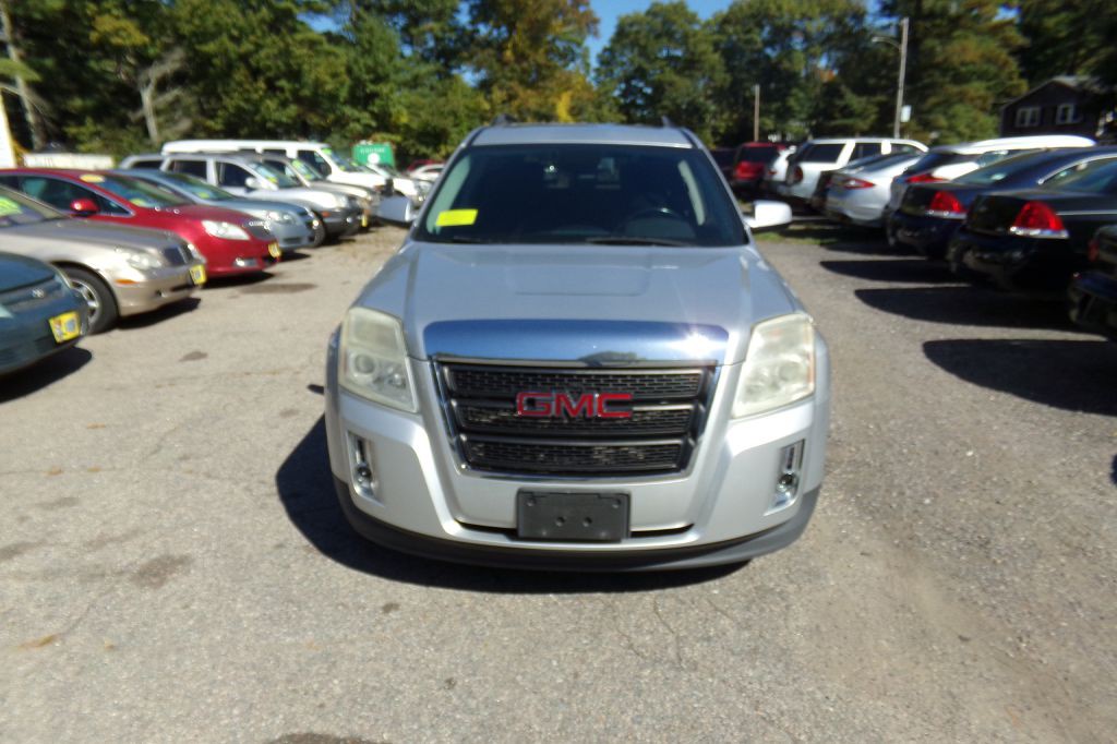 2013 GMC Terrain Image 2