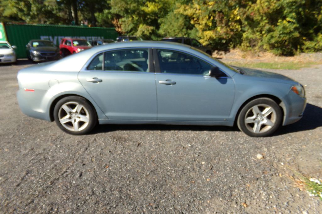 2009 Chevrolet Malibu Image 4