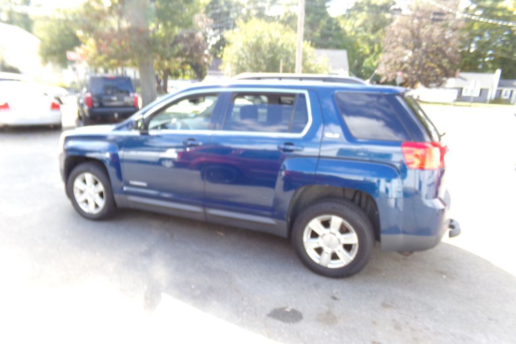 2010 GMC Terrain Image 8
