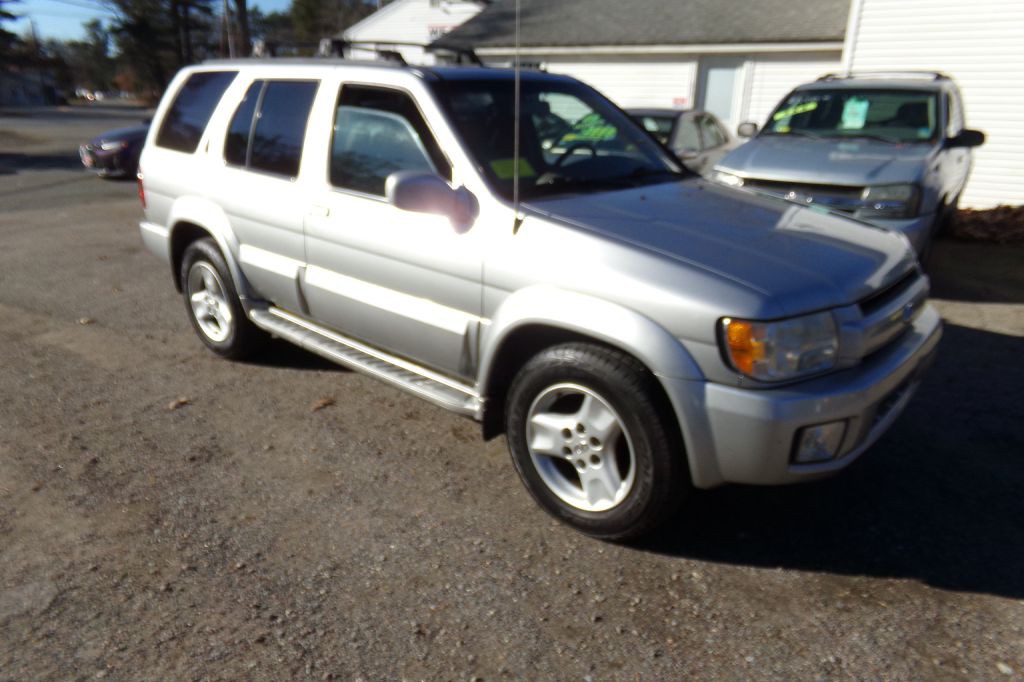 2003 INFINITI QX4 Image 3