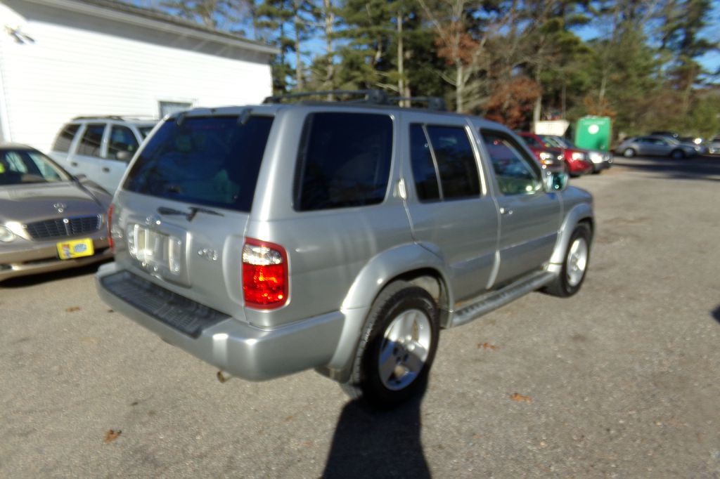 2003 INFINITI QX4 Image 5