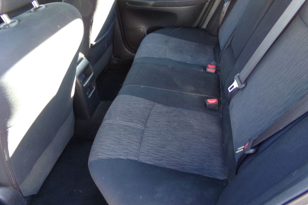 2014 Nissan Sentra Image 9