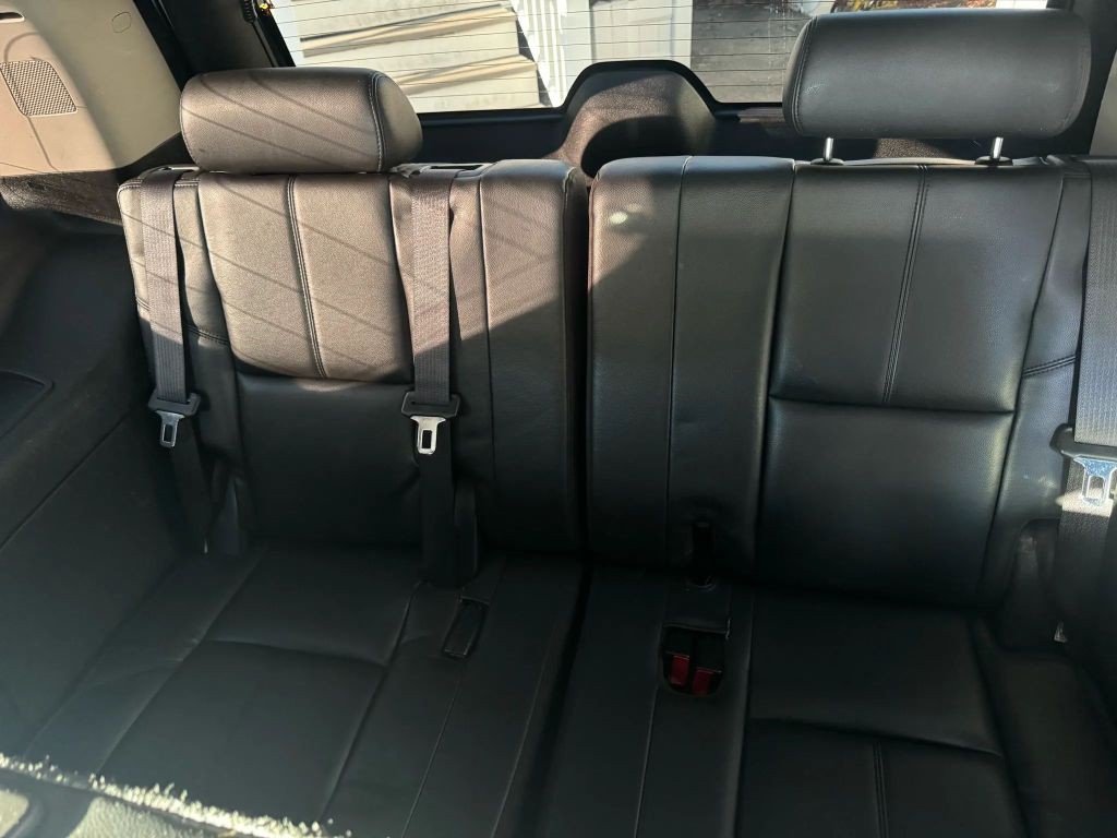 2009 Chevrolet Tahoe Image 12