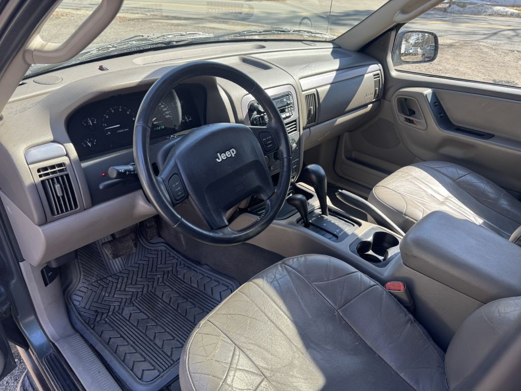 2003 Jeep Grand Cherokee Image 9