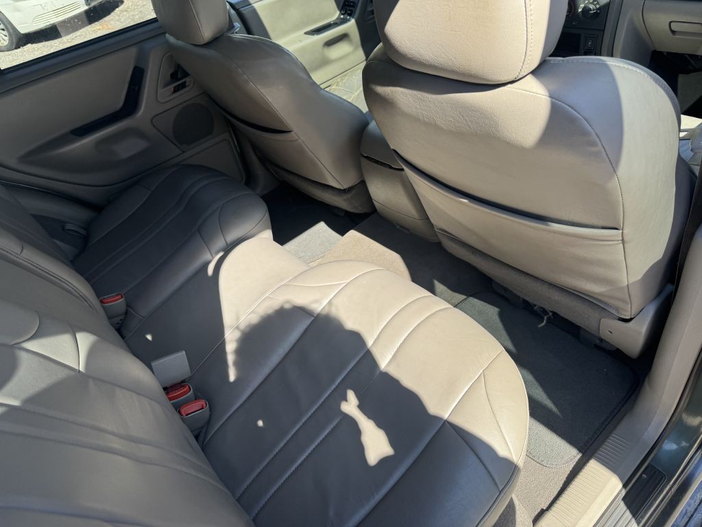 2003 Jeep Grand Cherokee Image 13