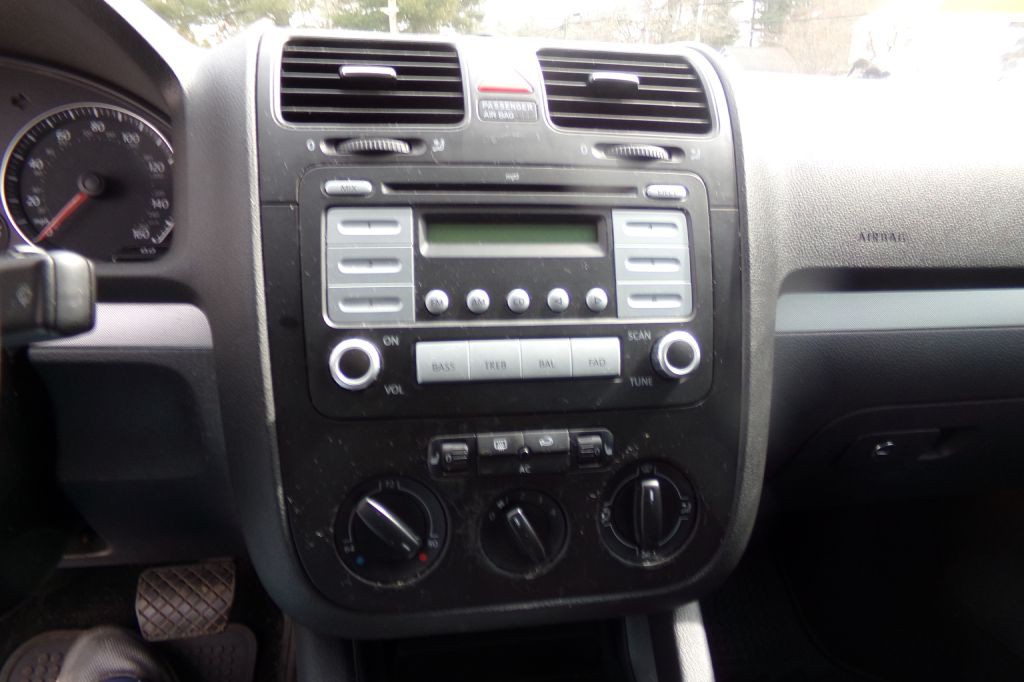 2007 Volkswagen Jetta Image 10