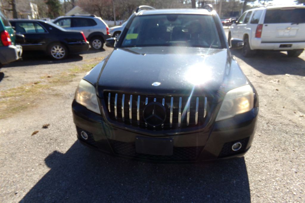 2010 Mercedes-Benz GLK-Class Image 2