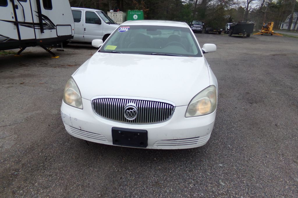 2006 Buick Lucerne Image 2