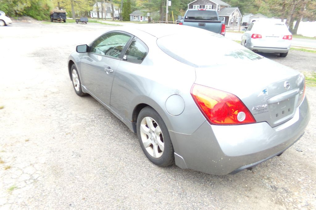 2009 Nissan Altima Image 7
