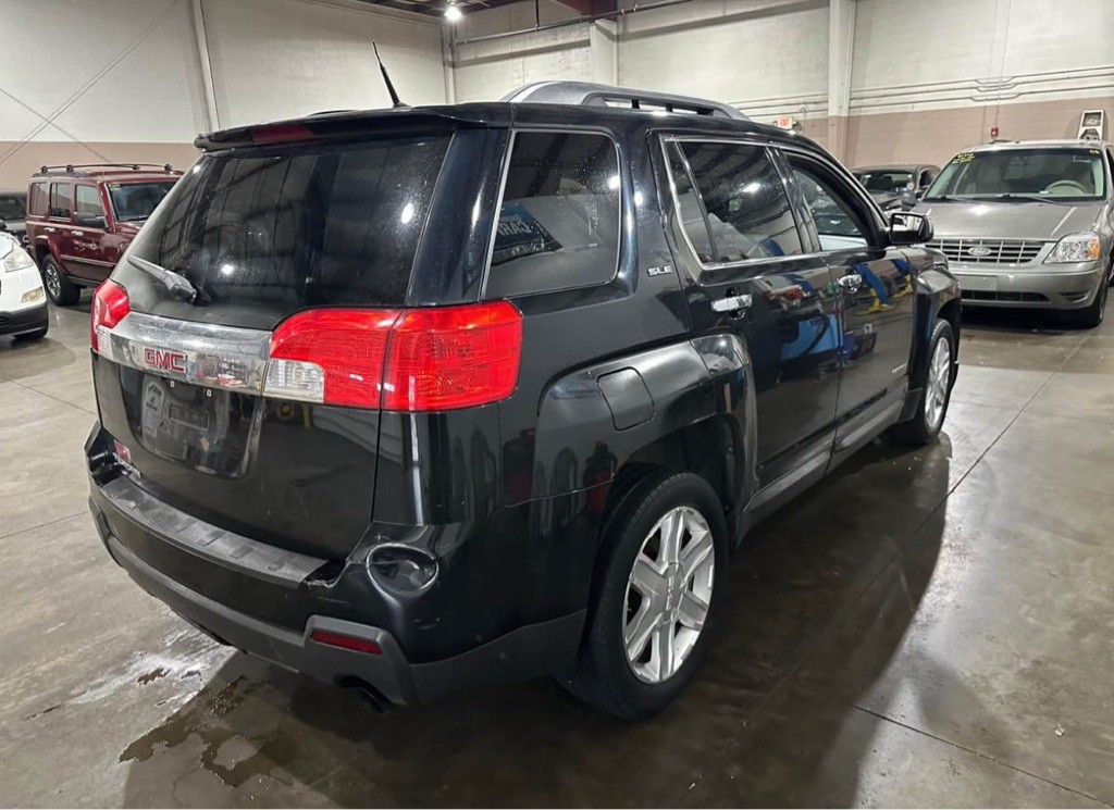 2010 GMC Terrain Image 4