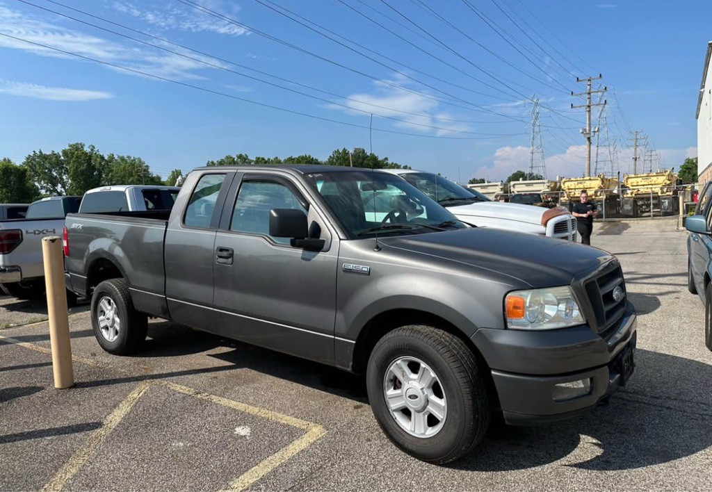 2005 Ford F-150 Image 2