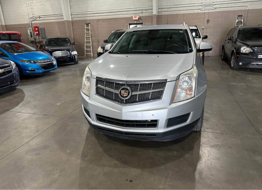 2011 Cadillac SRX Image 2