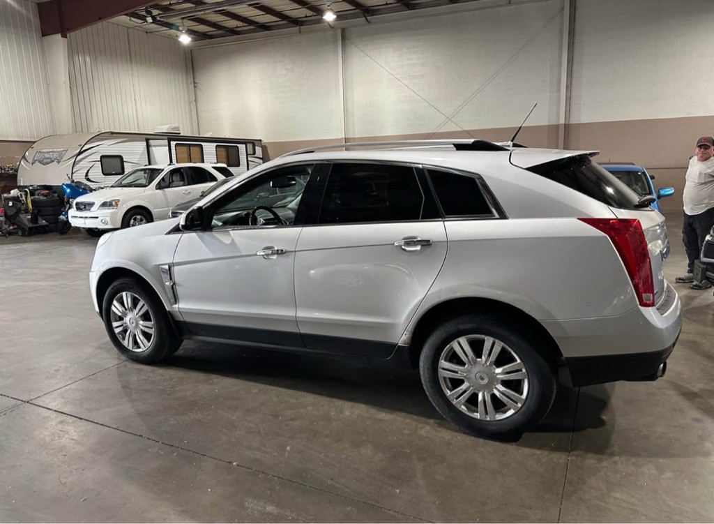 2011 Cadillac SRX Image 3