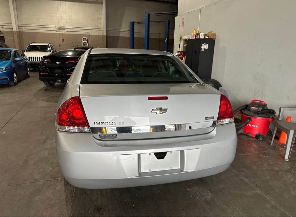 2009 Chevrolet Impala Image 4