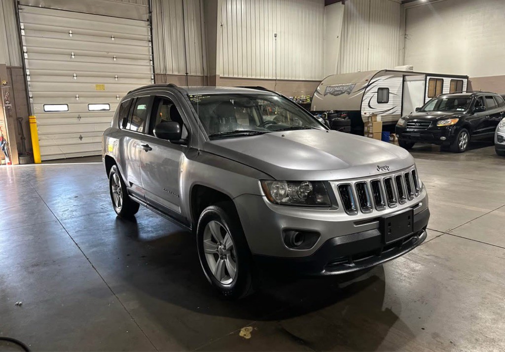 2016 Jeep Compass Image 4